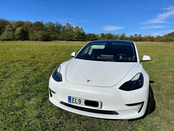 Tesla 3 Performance 9/2021 refresh model - 3