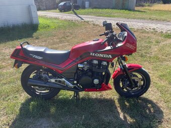 Honda CBX 750 F - 3