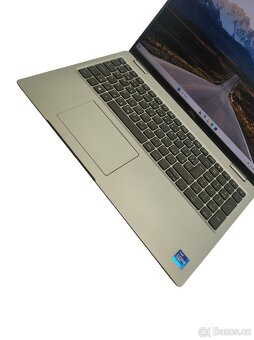 Dell Precision 3561 ( 12 měsíců záruka+Faktura ) - 3