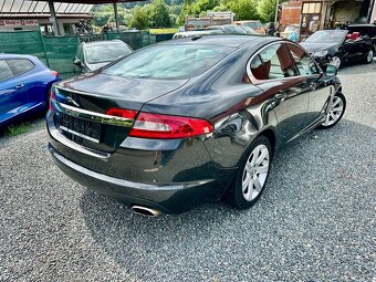 Jaguar XF 3.0 v6 Top stav - 3