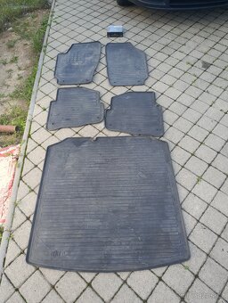 Prodám díly Fabia - 3