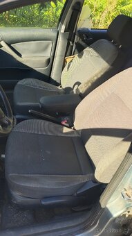 Octavia 1 1.9Tdi 81kw dily z vozu - 3
