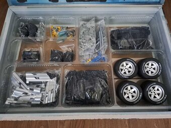 Lego Technic 8458 Silver Champion — rok 2000 - 3