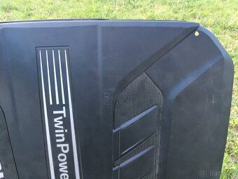Horní kryt motoru BMW F10/F11 525d (xd) - 3