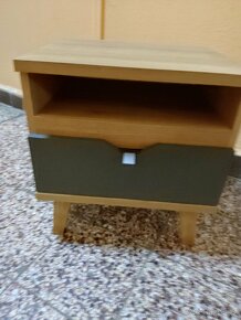 Noční stolek - 3