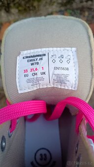 Dívčí brusle růžové velikost 33 - 3