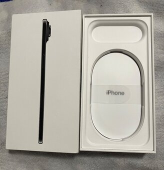 IPhone Air krabička - 3