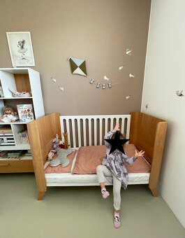 Dětská postýlka Bellamy - úložný box, přebalovací pult - 3