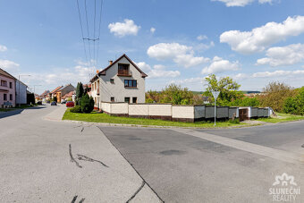 Prodej dvougeneračního rodinného domu, Hluk - Boršická - 3