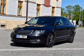 Škoda Superb 2 FL 2.0TDi 125kW/DSG/Elegance/239tkm/Limuzína - 3
