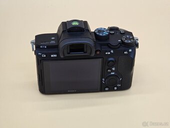 Sony A7 III TOP STAV - 3