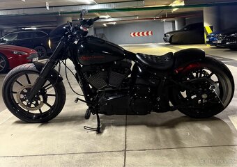 Harley Davidson breakout custom - 3