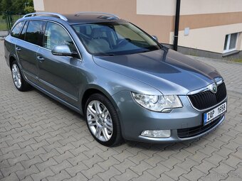 Škoda Superb 3.6 V6 4x4 191kW r.2012 serviska zachovalý stav - 3