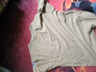 ONEILL triko  vel . XL  stav 7/10 , stav viz foto  PC 1790,- - 3