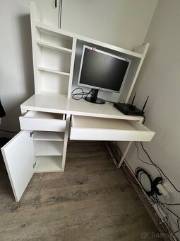 IKEA stůl MICKE s nástavcem a dětskou židlí - 3