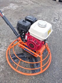 Motorová hladička na beton Palme PP700B - 3