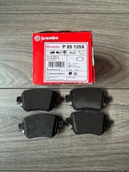 Zadni destičky Brembo - 3