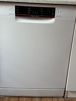 Myčka BOSCH - 3