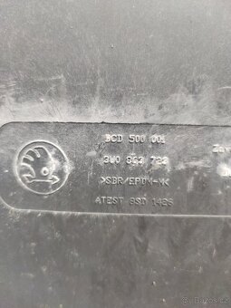 Originální gumotextilní koberec do kufru Škoda Superb I - 3