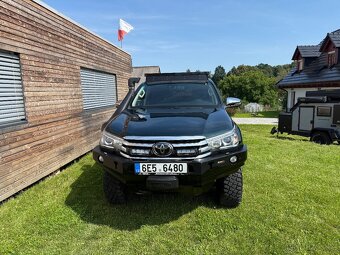 Toyota HILUX Executive manual - 3