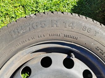 Prodám sadu letní pneu BARUM 185/65 R14 vč. plechových disků - 3