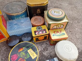 Retro plechové dózy a drobné krabičky - 3