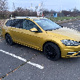 VW GOLF COMBI 2018 - 82tis km - po servisu - zimní/letní ALU - 3