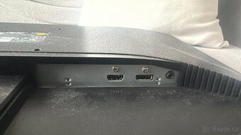 Prodám LCD Monitor Lenovo - 3