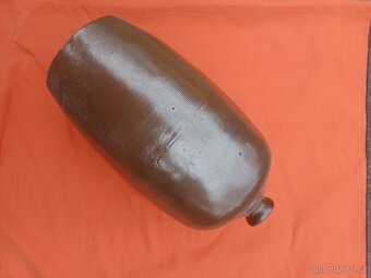 Kameninová láhev - 3