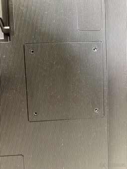 Monitor Samsung 24", IPS, 1920x1080 - 3