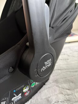 Britax Römer Baby-Safe Core - Space Black - 3