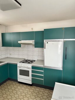 Retro zelená kuchyňská linka - 3