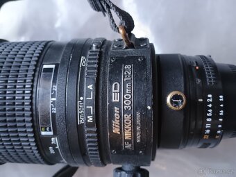 objektiv Nikon ED AF Nikkor 300mm 1:2.8 - 3