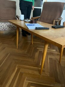 Konferenční stolek z masivního dřeva - 3