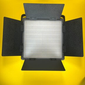 2x Fomei LED Light 600-5432 (5500K/3200K) - 3