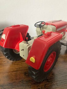 Traktor Anker / PIKO s vlečkou, funkční - 3