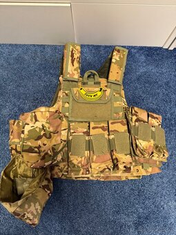 Airsoft vesta vzoru multicam - vylepšena, téměř nenošena - 3