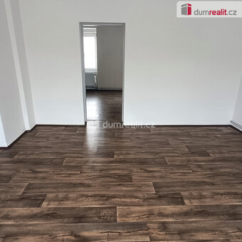 Pronájem bytu 1+1 po rekonstrukci, u. Děčínská,  Benešov nad - 3