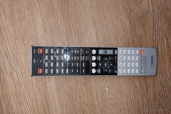 AVR 7.1 zesilovač Yamaha RX-V565 - 3