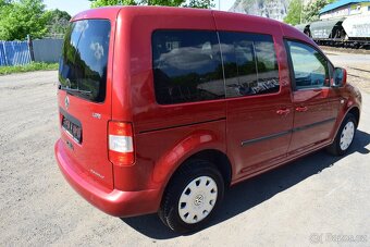Volkswagen Caddy 1,4 i LIFE PO SERVISU,FAMILY - 3