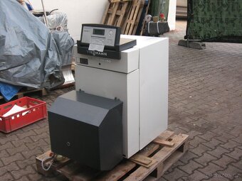 Prodám litinový kotel na olej 22-27 Kw - 3