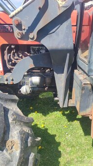 Čelní nakladač na Zetor UŘ1 - 3