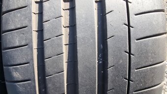 Letní pneu Michelin 245/35/19 - 3