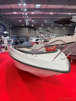 Nový motorový člun Giant 475 Sport+MOTOR - 3