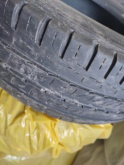 215/60/R16 C - 3