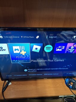 PlayStation 4 Slim 500GB - 3