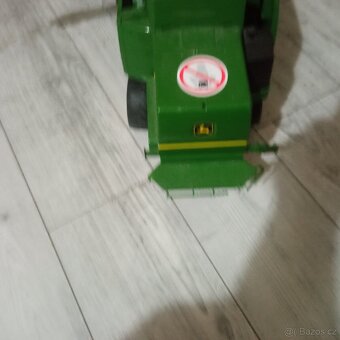 Kombajn John Deere i 670 - 3