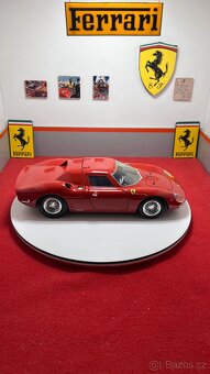 Ferrari 250 LM 1:18 Hot Wheels - 3