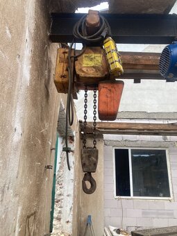 Elektrický řetězový kladkostroj - 3