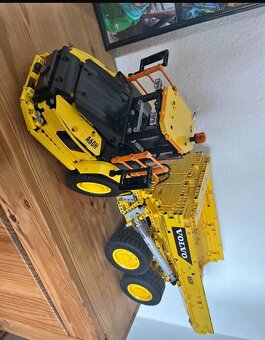 Lego Technic bagr - 3